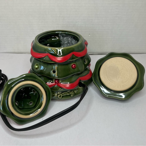 NIB Scentsy Christmas Tree Premium Wax Warmer Holiday Collection 2013 Retired - Picture 3 of 11